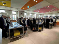 白Image (3)